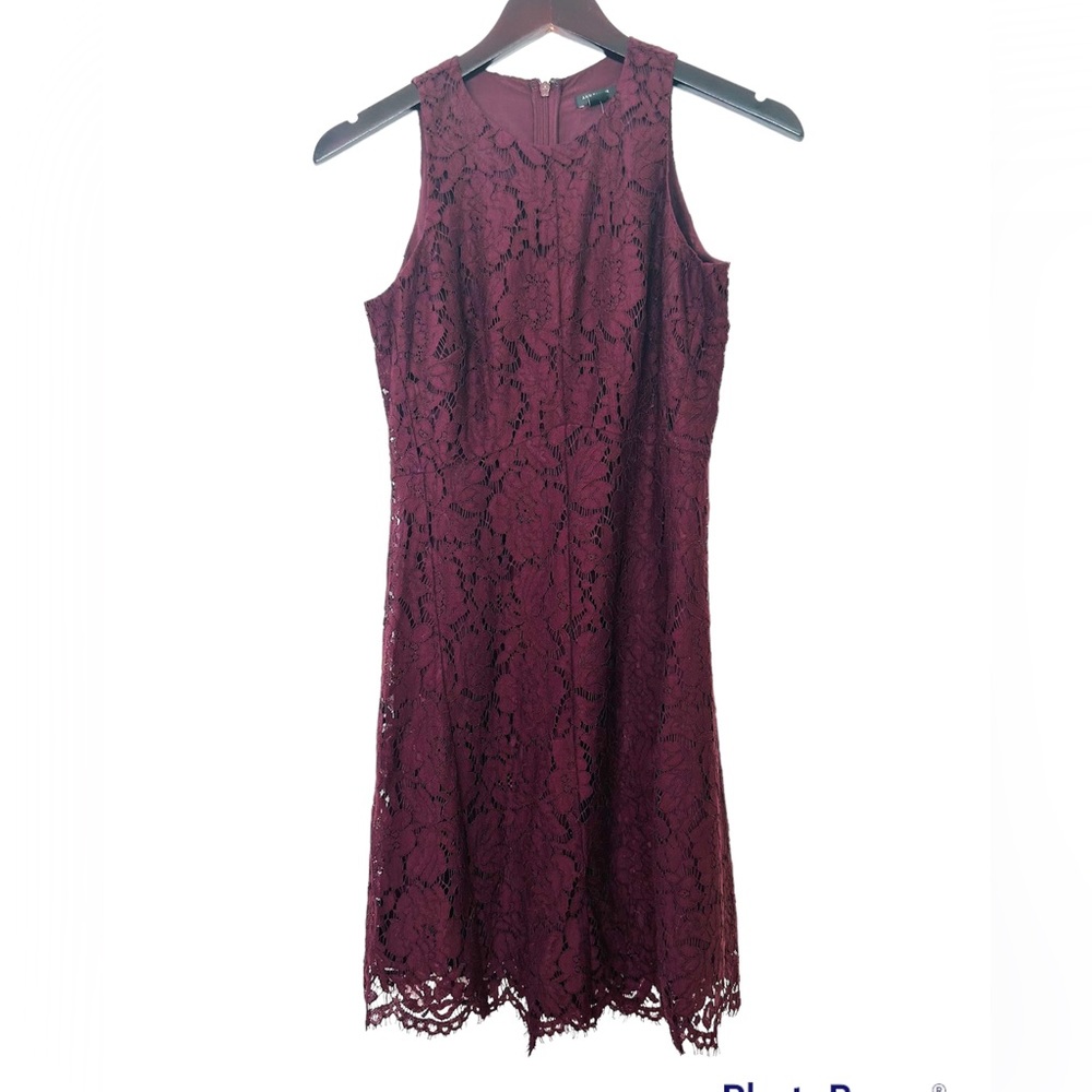 NWT- Ann Taylor Maroon Lace Dress w/ scalloped hemline - Picture 3 of 8